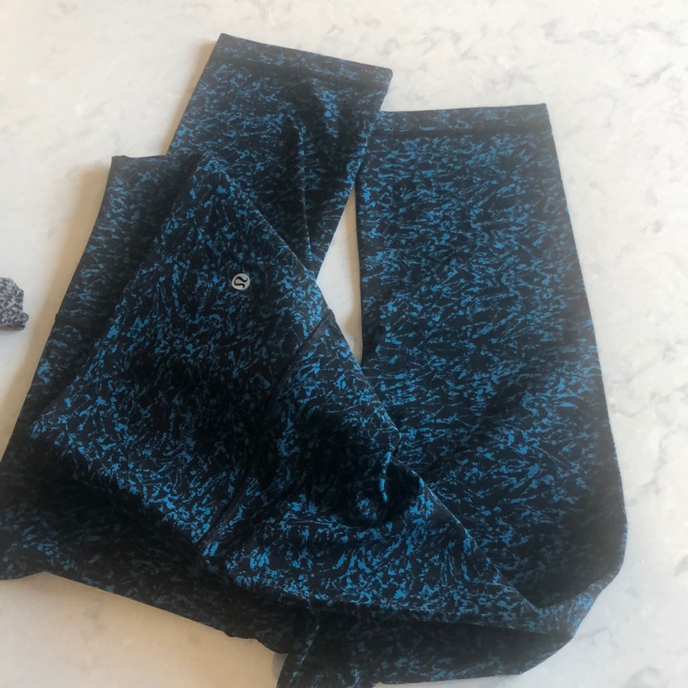 Lululemon High Rise Crop 22’